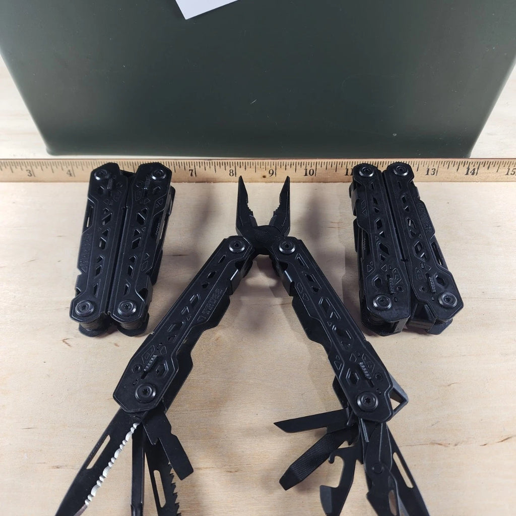 Gerber Truss 17-in-1 Multi Tool One(1) good - great conditions! Black NO Sheath